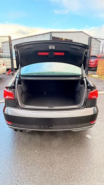 Audi A3 2020 382606063