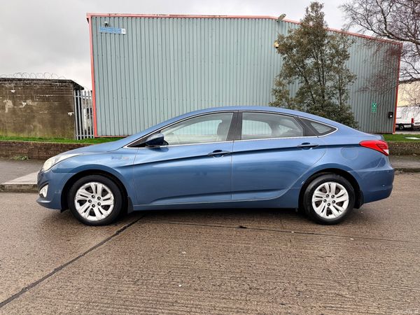 Hyundai i40 2014 full service history tax&NCT 382620459