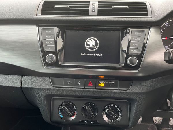 Skoda Fabia 1.2 TSI. New NCT and Fully serviced 382621735