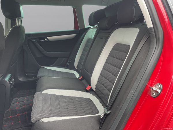 2015 Volkswagen Passat (S38) 382624119
