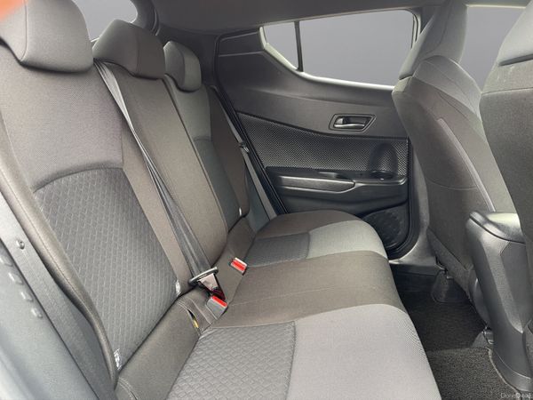 2020 Toyota C-HR (S100) 382624917