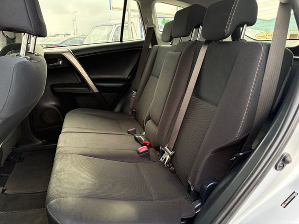 2015 Toyota RAV4 2.0 D-4D 125BHP LUNA Nct 09/26 382628131