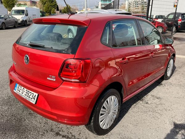 Volkswagen Polo 2015 382629239