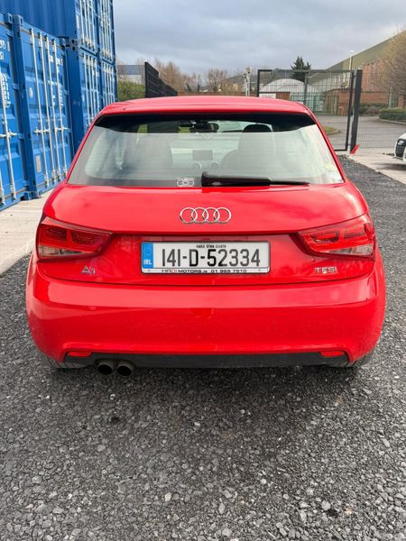 Audi A1 2014 382630501