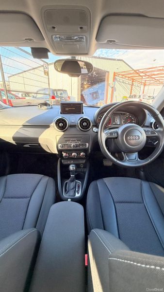 Audi A1 2014 382631511
