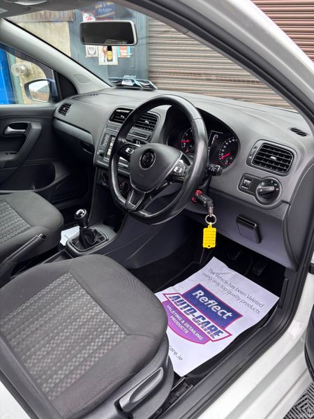 Volkswagen Polo 2017 382635605