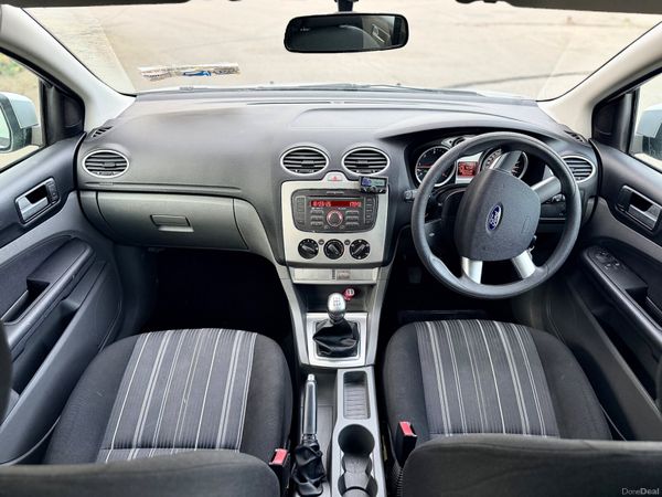 Ford Focus 2010 Low KM 382741207