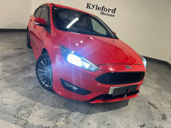 Ford Focus 2017 382741543