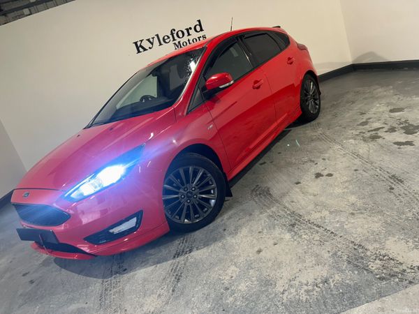 Ford Focus 2017 382741547