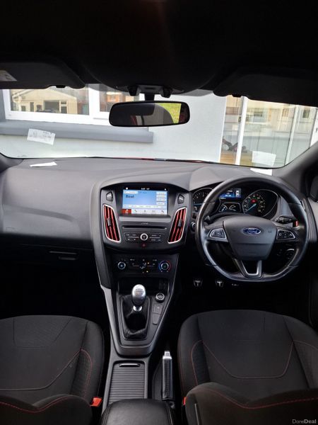 Ford Focus 2017 382741581