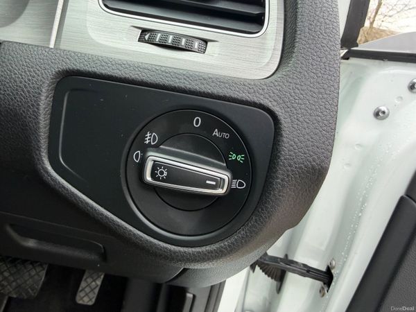 2016 Volkswagen Golf Auto Highline Low km 382769585