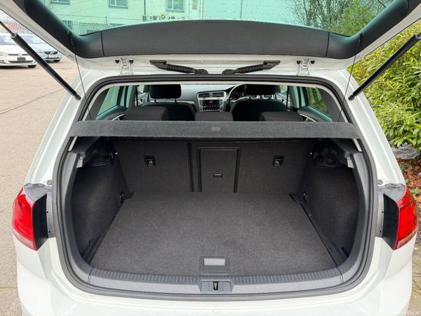 2016 Volkswagen Golf Auto Highline Low km 382769599