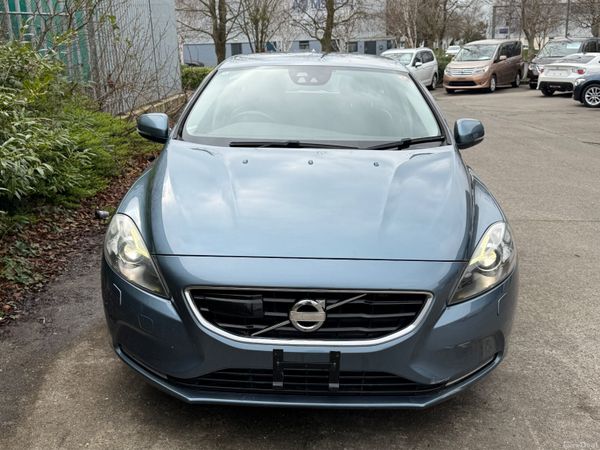 Volvo V40 T4 SE Automatic Leather Low km 382770613