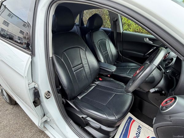 Audi A1 Sport Automatic, low km 382773349