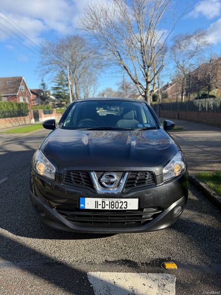 New: NCT.  Car Play screen. 4K Reverse Camera 382775911