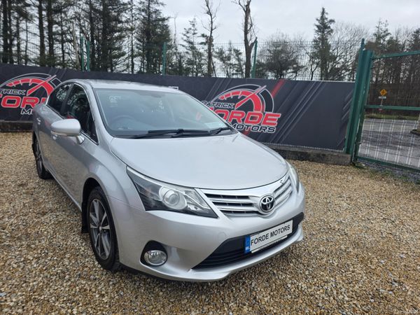 Toyota Avensis 2015 382776471