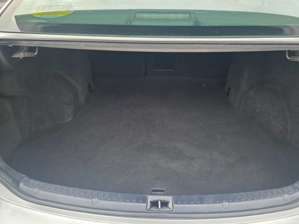 Toyota Avensis 2015 382776481