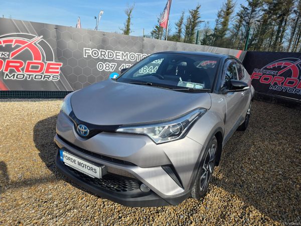 Toyota C-HR 2018 382776969