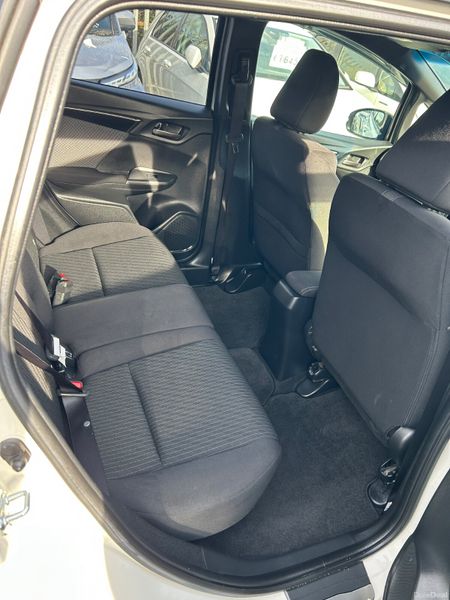 Honda Fit S Sensing 382783355