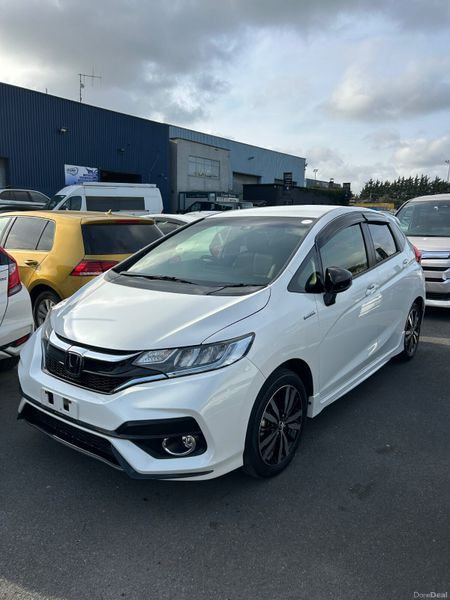 Honda Fit S Sensing 382783301