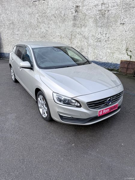 Volvo V60 2.0D SE LUX AUTO Low KMs 382795191
