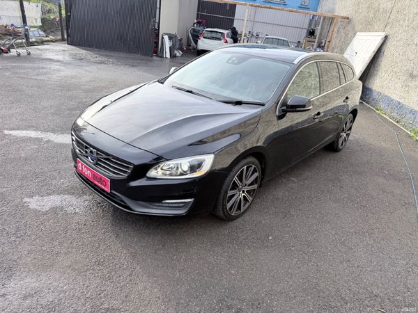 Volvo V60 2.0 Petrol SE LUX AUTO Low KMs 382798369