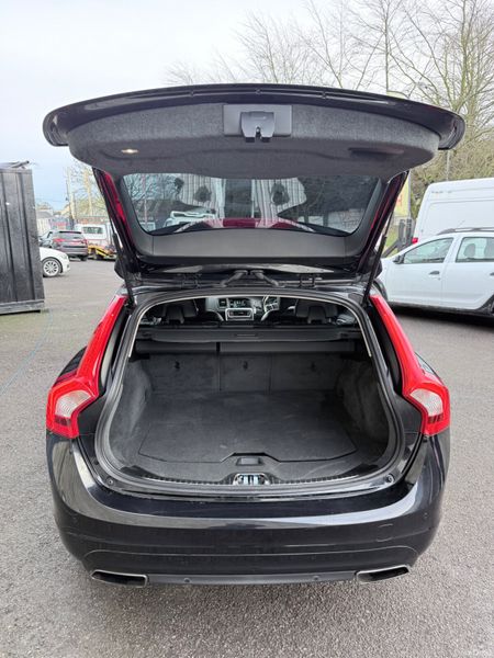 Volvo V60 2.0 Petrol SE LUX AUTO Low KMs 382798381