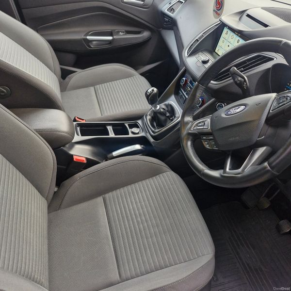 Ford C-Max 2018 382731817