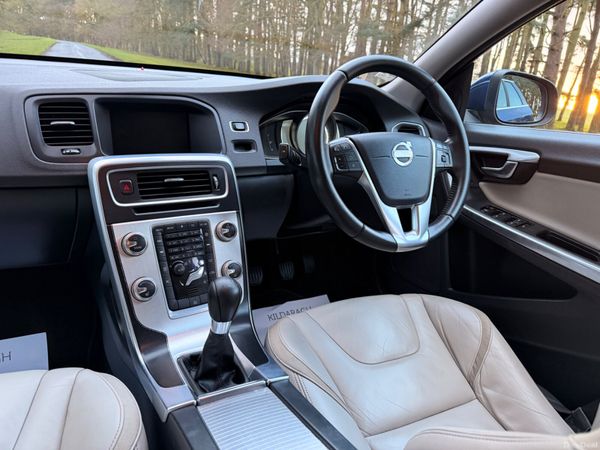 Volvo V60 2014 Diesel Ocean Race Edition 382842449