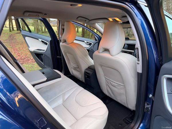 Volvo V60 2014 Diesel Ocean Race Edition 382842469