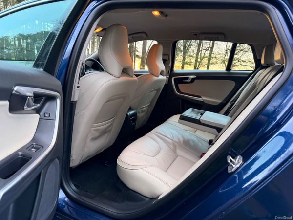 Volvo V60 2014 Diesel Ocean Race Edition 382842479