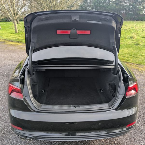 Audi A5 S-line /Auto/ NCT 09/27 382844091