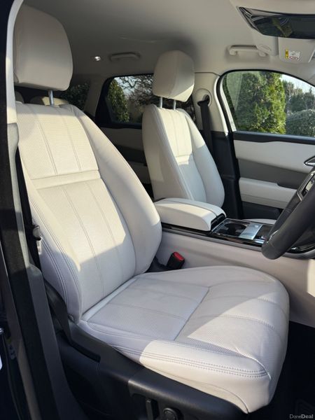 Stunning 231 Range Rover Velar PHEV! 382844291