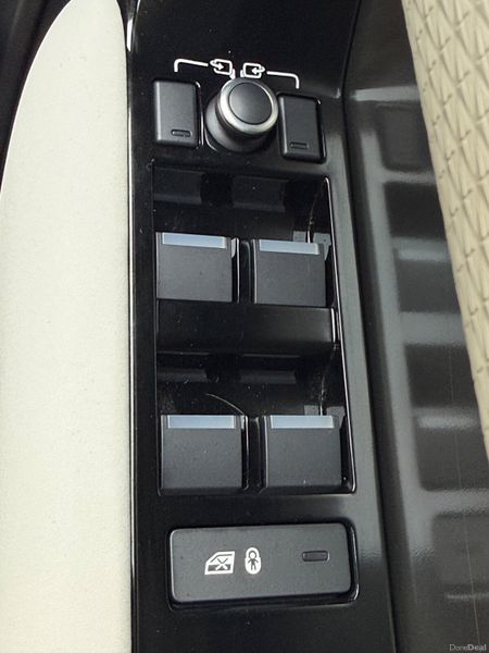 Stunning 231 Range Rover Velar PHEV! 382844313