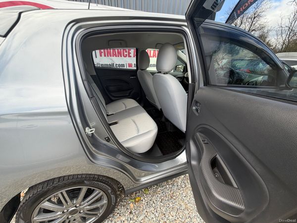 Mitsubishi mirage 2020/10 382850573