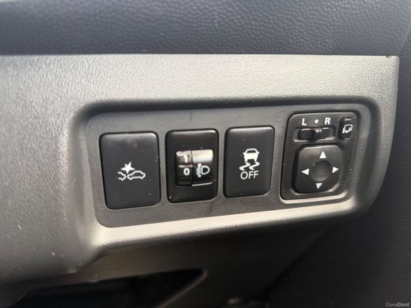 Mitsubishi mirage 2020/10 382850577