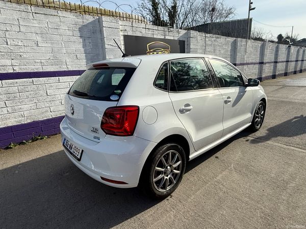 Volkswagen Polo 2016 22k km 382857665