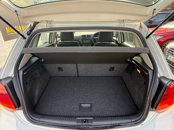 Volkswagen Polo 2016 22k km 382857669