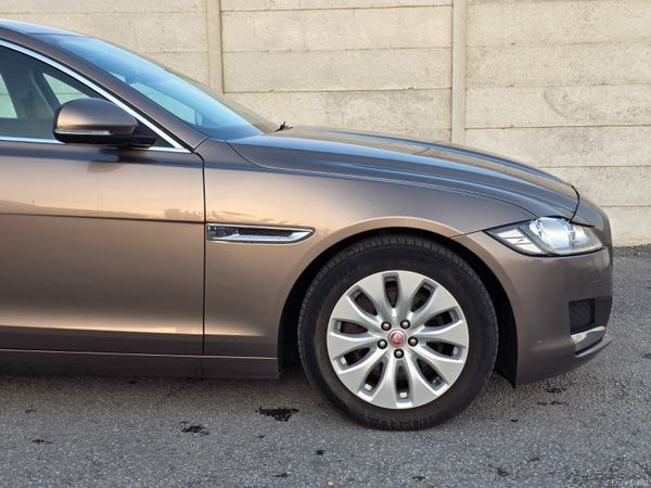 Jaguar XF 2.0 D 163PS Prestige Automatic 382875833