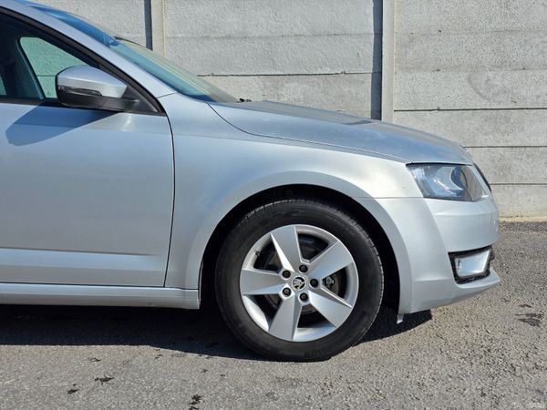 Skoda Octavia AMBITION 1.6TDI 90HP 382885745