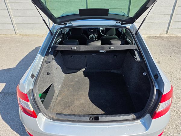 Skoda Octavia AMBITION 1.6TDI 90HP 382885763