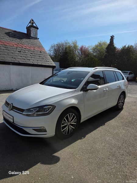 Volkswagen Golf 2017 382887951