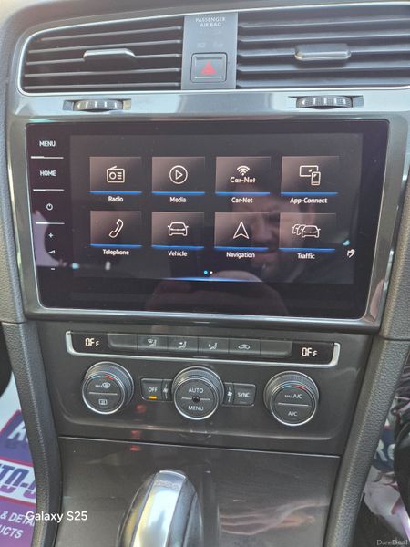 Volkswagen Golf 2017 382887975