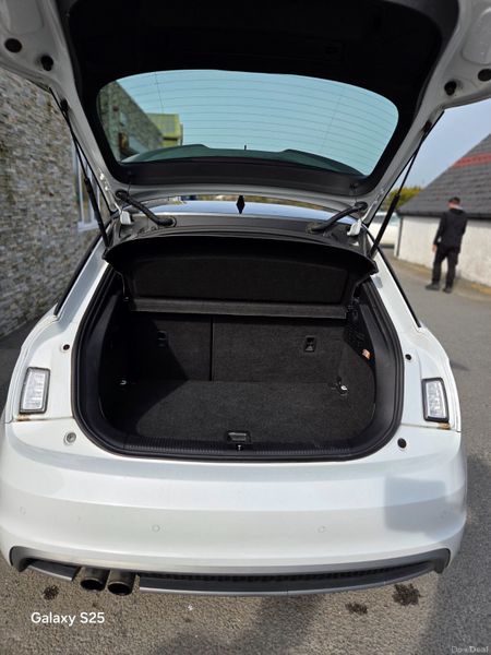 Audi A1 2012 1.4 tsi AUTOMATIC 382896119