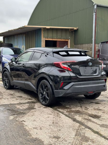 Toyota CHR G LED White Leather Trim 2019 382896759