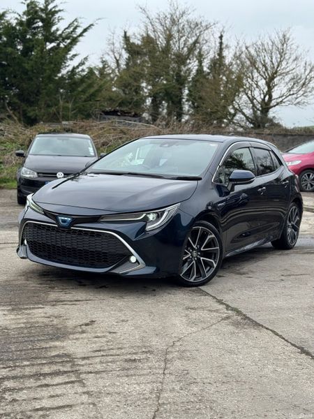 Toyota Corolla Sports High Spec 2019 382898887