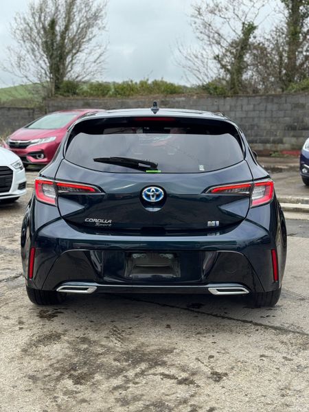 Toyota Corolla Sports High Spec 2019 382898899
