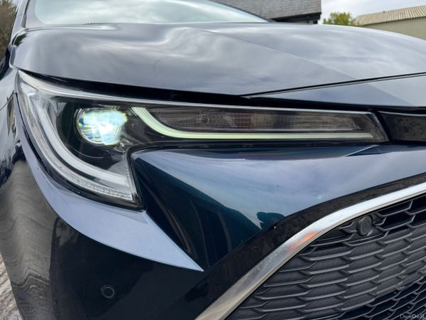 Toyota Corolla Sports High Spec 2019 382898911