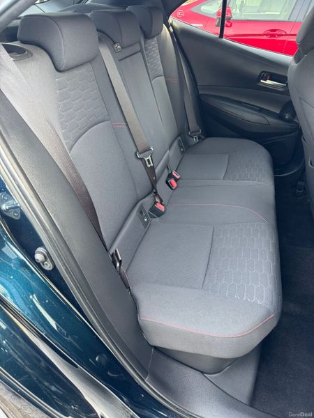 Toyota Corolla Sports High Spec 2019 382898915