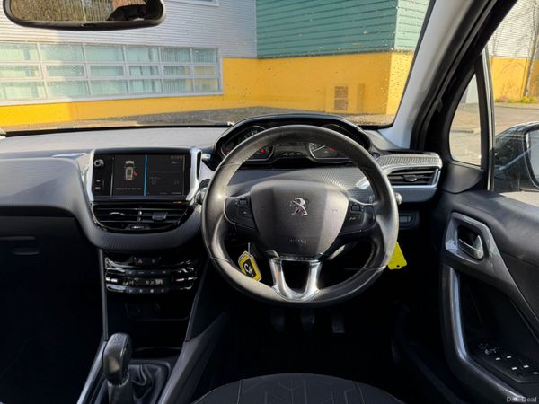 Peugeot 2008 1.2 Puretech Low Kms 382817783